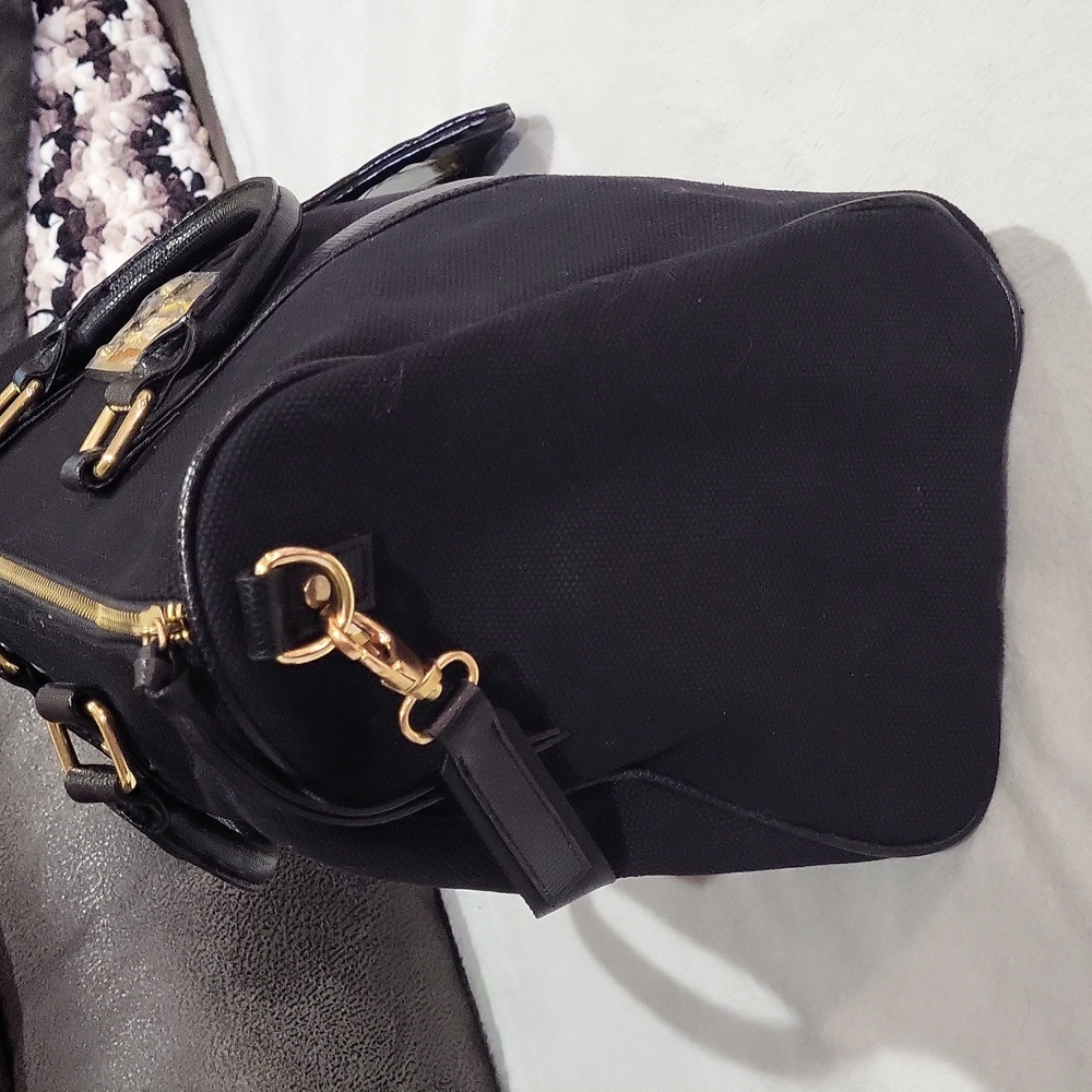 Victoria's Secret Tote Bag - Picture 5 of 15